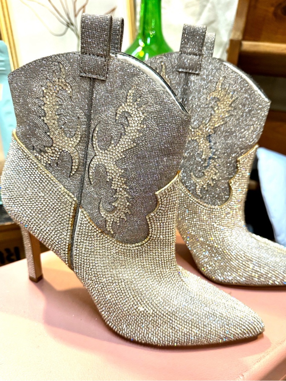 Gianni Bini Silver Rhinestone Western Booties Size 9 Rare